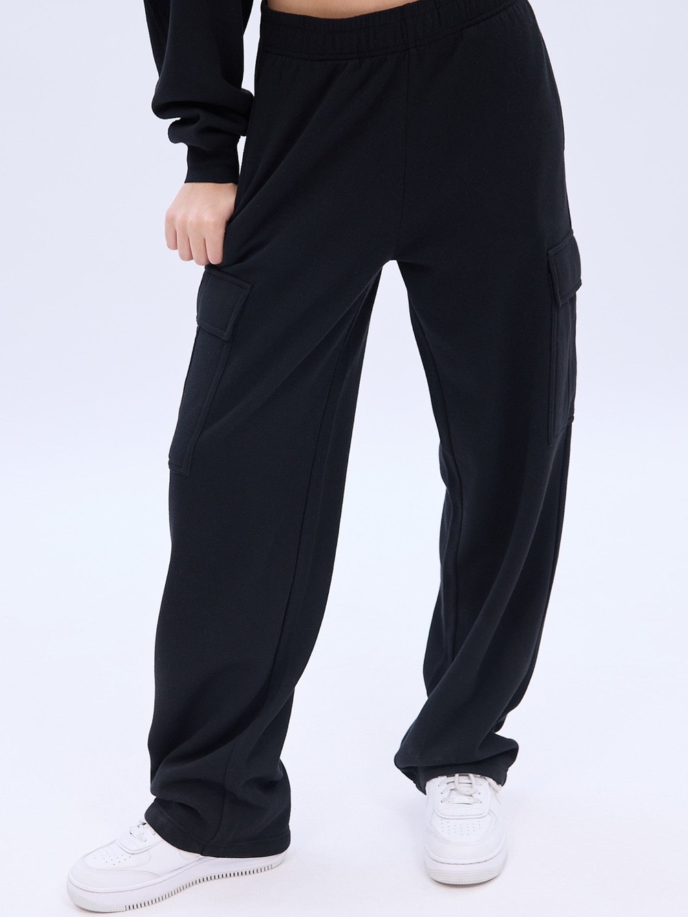 Bluenotes Black Wide-Leg Cargo Sweatpants